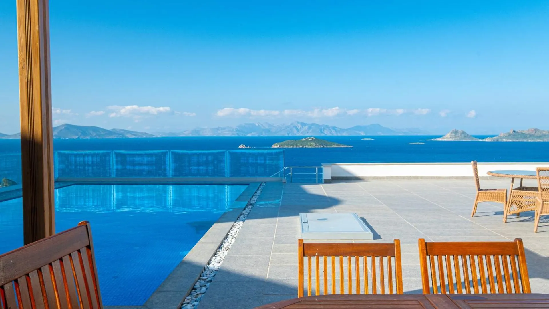 Villa Valentino1 Karabag