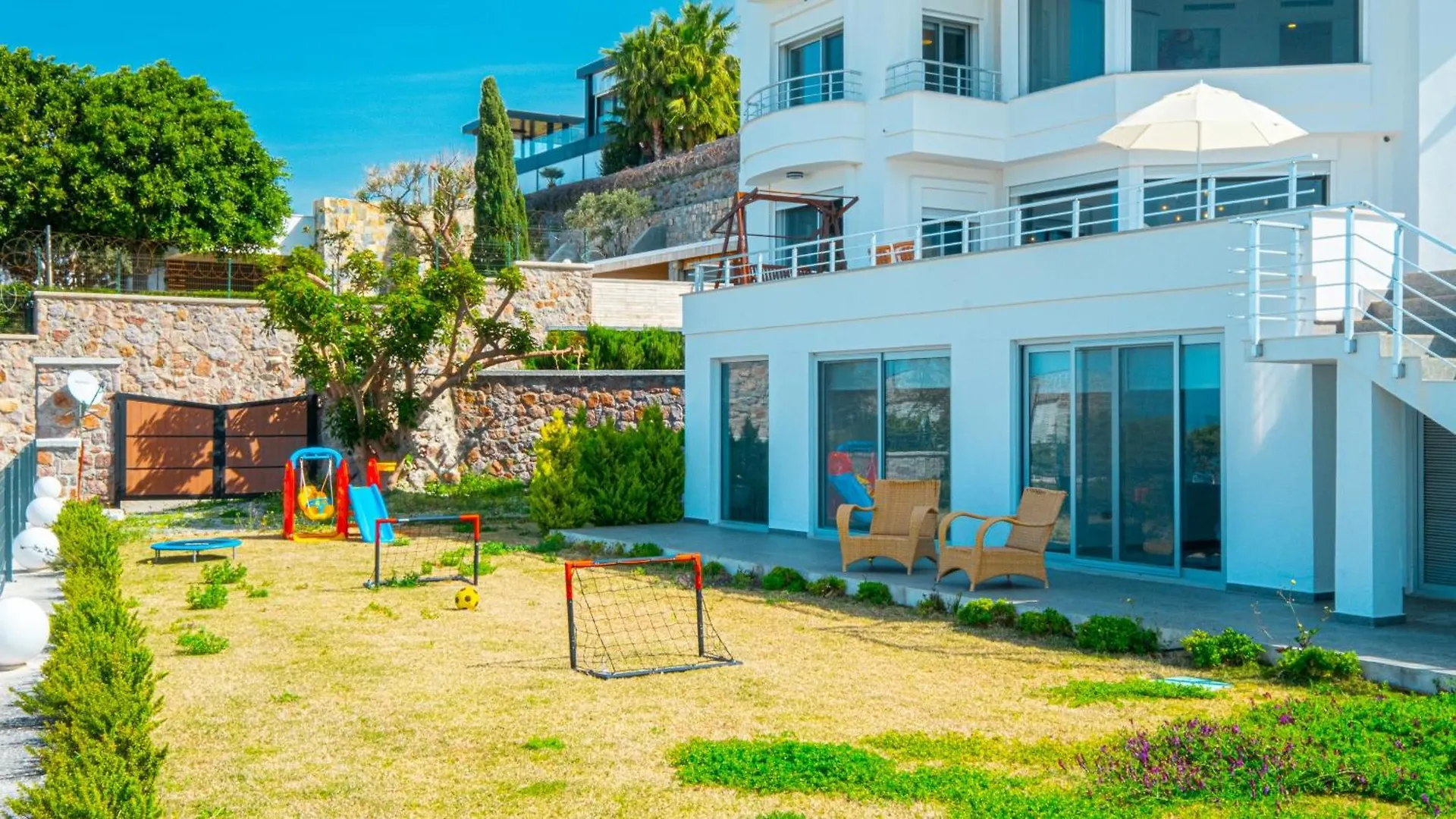 Villa Valentino1 Karabag 0*,